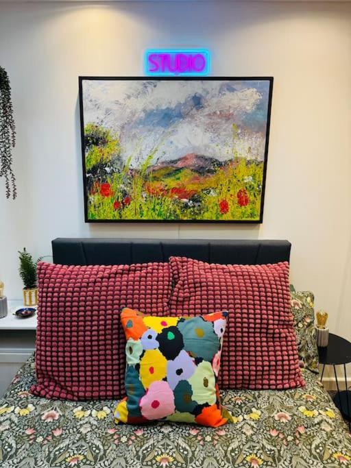 Private Sleeps 4 Apartment *