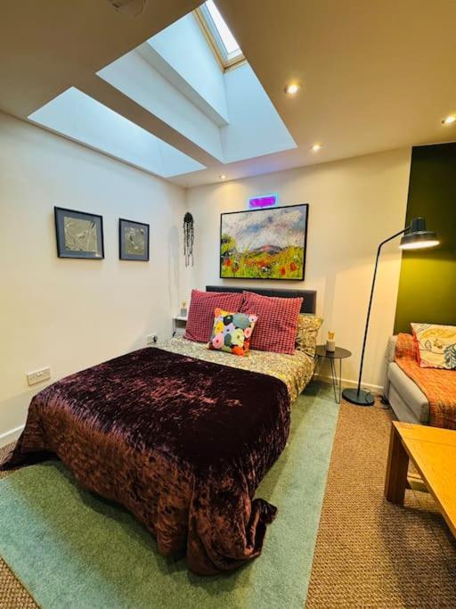 Private Sleeps 4 Birmingham